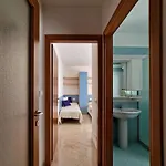 Lovely And Cozy Beachside Flat-beahost Бібіоне
