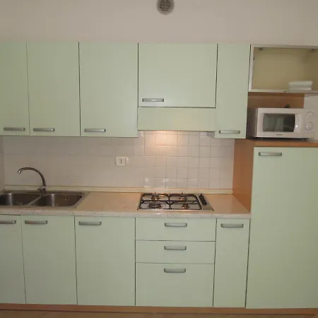 Apartman Lovely And Cozy Beachside Flat-beahost