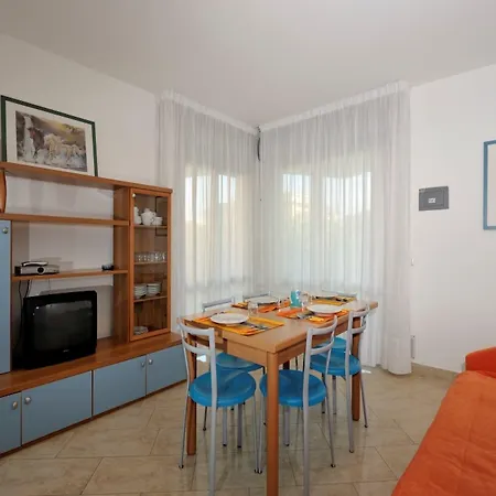 Lovely And Cozy Beachside Flat-beahost 아파트 *