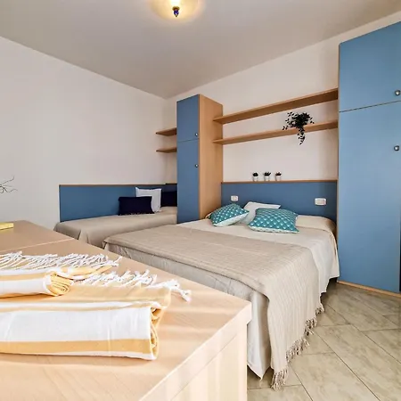 Lovely And Cozy Beachside Flat - Beahost