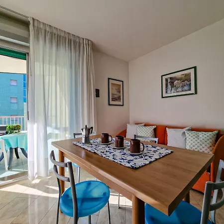 Lovely And Cozy Beachside Flat - Beahost *