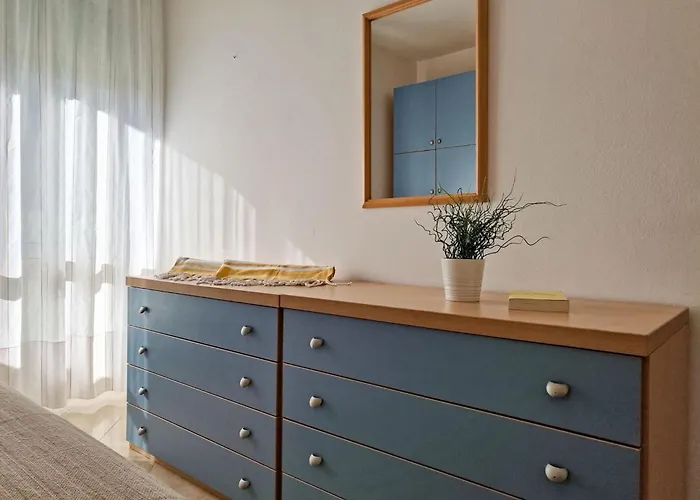 Lovely And Cozy Beachside Flat-beahost