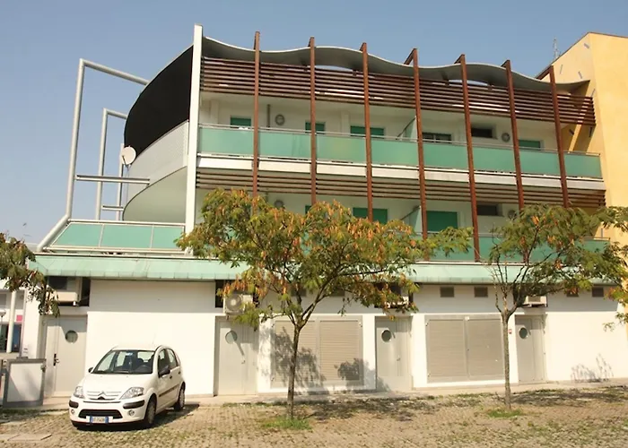 Lovely And Cozy Beachside Flat-beahost *